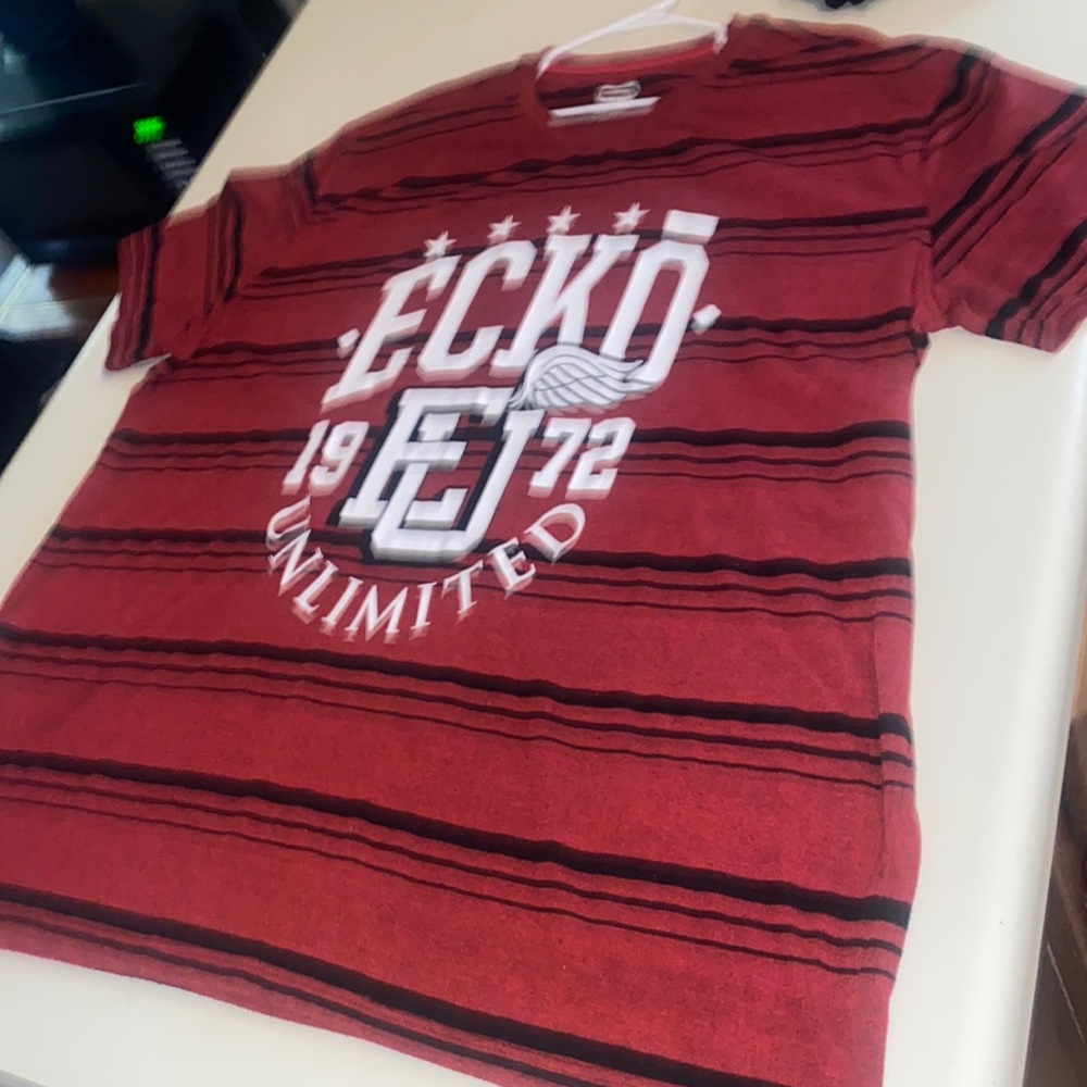 Flawless Echo red striped black shirt (color original in post ) size 2X
